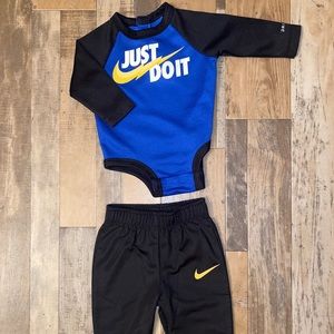 Boys 3/6 Nike Set